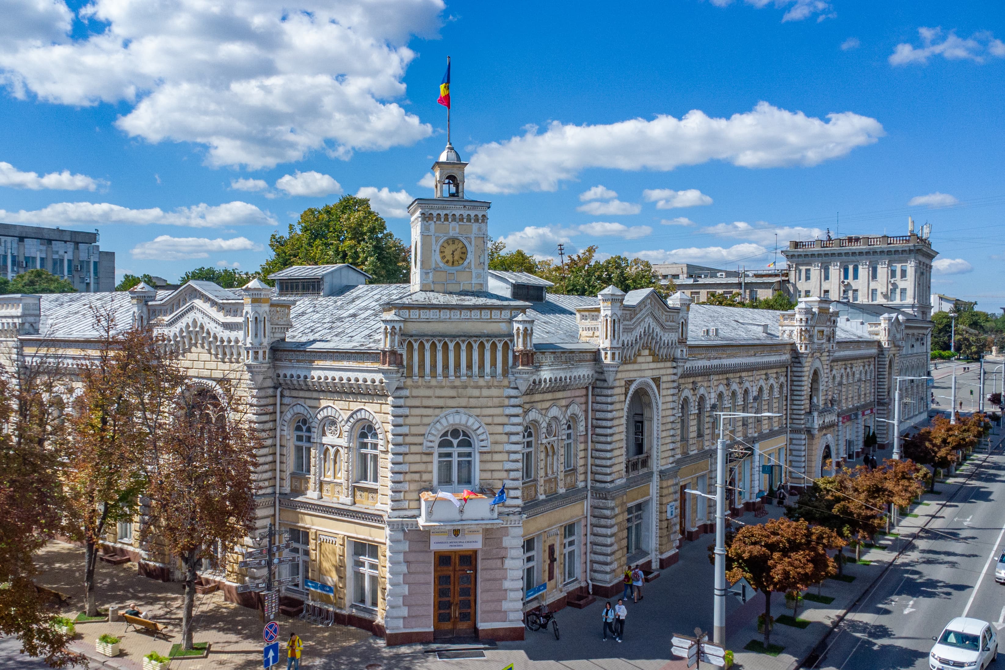 Chișinău city hall and central streets