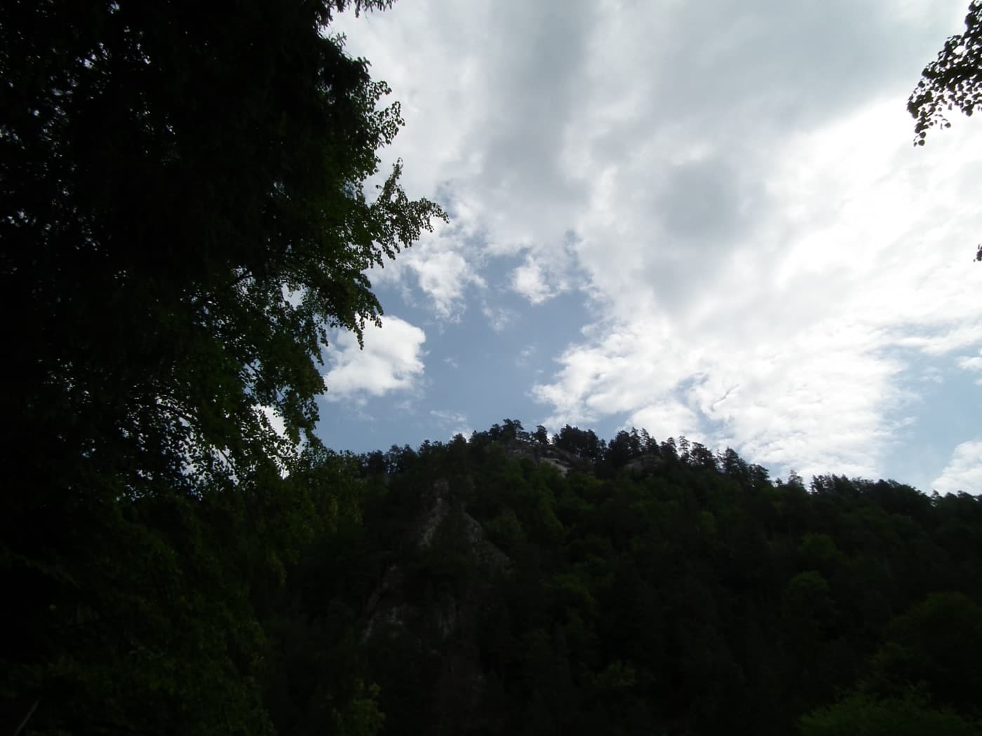 The dramatic rocky limestone ledge of Tomášovský výhľad above the forested gorges of Slovak Paradise